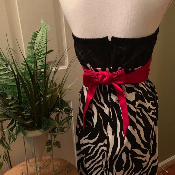 Gorgeous - Picture 2 of 3